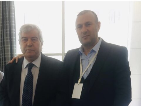 Canlı əfsanə, sizi necə təbrik edim?