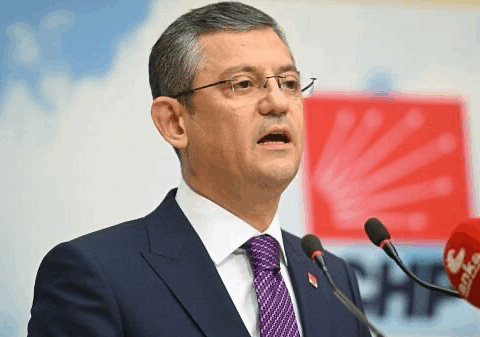 Özgür Özəl CHP Qrup sədri seçildi
