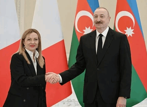 İlham Əliyevin Meloni ilə təkbətək görüşü keçirildi