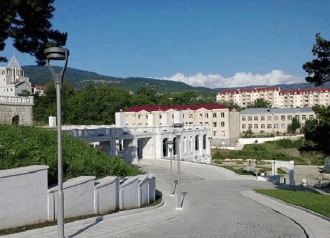 Xankəndidə dünyaya gələn ilk uşağın anasına vəzifə verildi