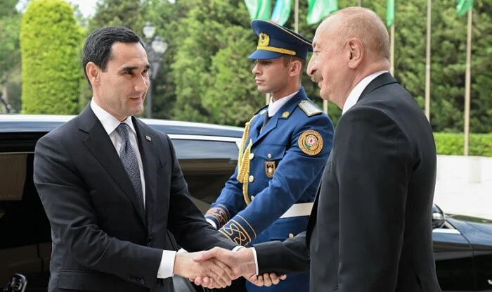 Berdiməhəmmədovun rəsmi qarşılanma mərasimi oldu