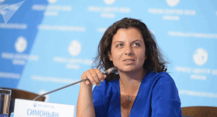 Paşinyanı dəstəkləyənləri Rusiyaya buraxmayın – Simonyan