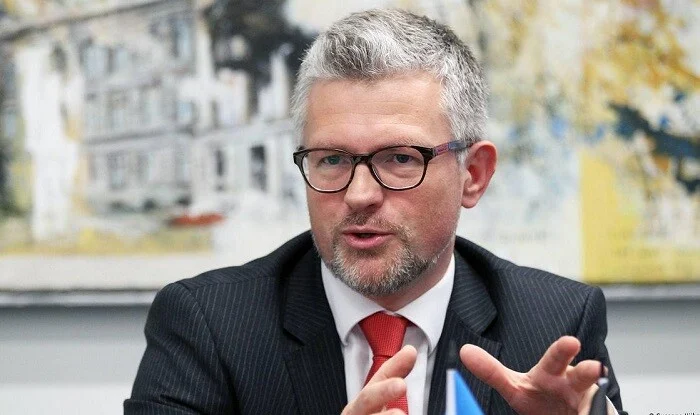Nə qədər gec deyil, Rusiya Ukraynadan çıxsın… – Melnik