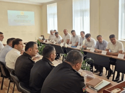 Dəyirmi masa: Çimərliklərdə təhlükəsizlik tədbirləri… – Foto