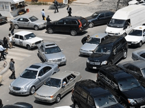 Azərbaycanda yeni parklanma qaydaları təsdiqləndi