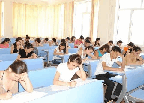 Qəbul imtahanında dörd nəfər 400 bal topladı