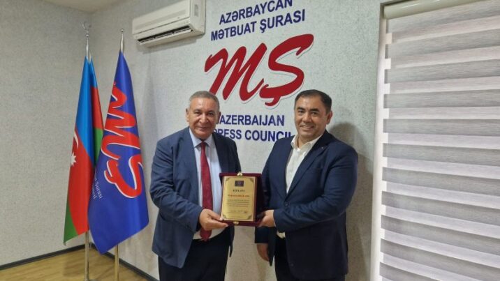 Məhəmmədəli Qəribli 50 illik yubileyi münasibəti ilə təltif edilib