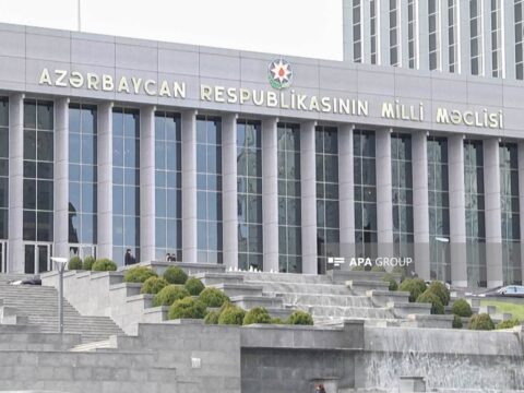 Qanunvericiliyə “frilanser” anlayışı daxil edilir