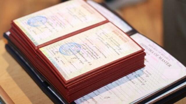 Diplomlar elektron formada veriləcək: Hansı çətinliklər yaradır?
