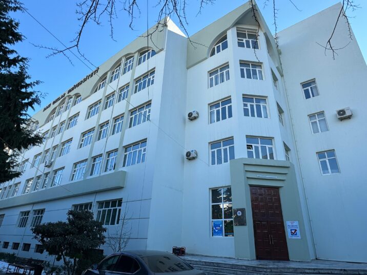 Bağlanan universitetin tələbələri ilə bağlı RƏSMİ AÇIQLAMA