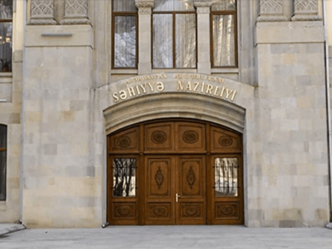Küləkli hava: xəsarət alanlar var