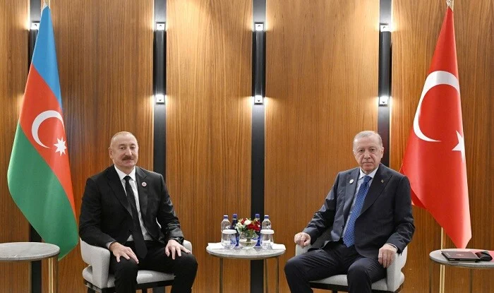 İlham Əliyev Bişkekdə Ərdoğanla görüşdü – Foto