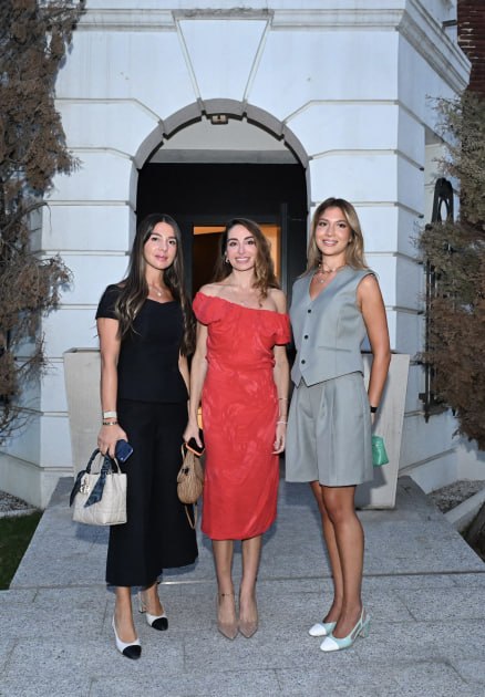 Leyla və Arzu Əliyevalar qızları ilə İspaniyada – Foto