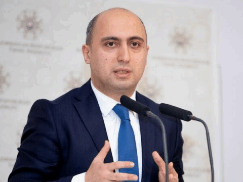 Müəllimlik ixtisaslarına qəbul azalıb