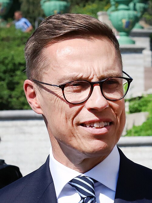 Finlandiya sülh dövründə nüvə silahı yerləşdirmək niyyətində deyil — Prezident