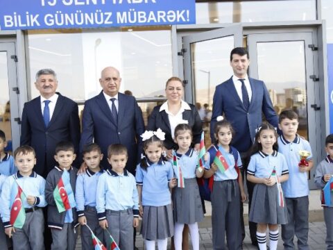 Qarabağda ilk dəfə Bilik Gününü qeyd edən MƏKTƏBLƏR