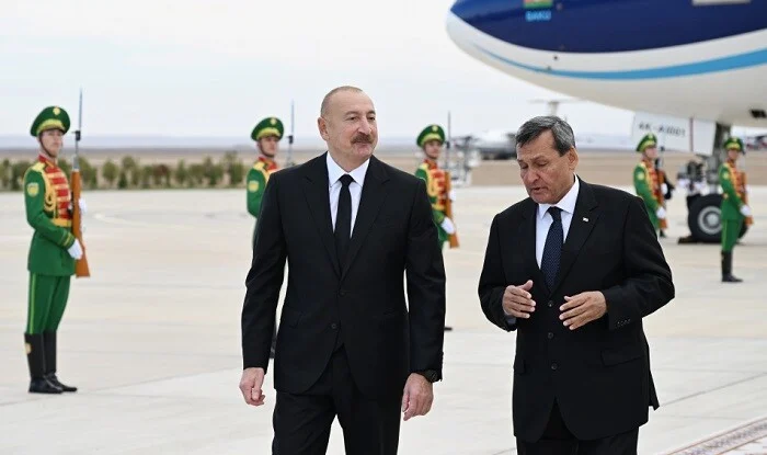 lham Əliyev Türkmənistana getdi – Foto