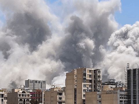 Tehran yenə vuruldu