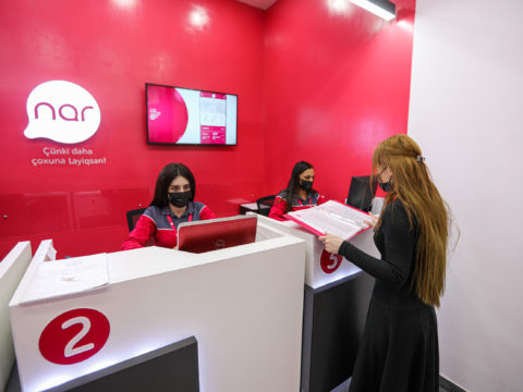 “Nar” Bakıda yenilənmiş mağazalarını təqdim etdi