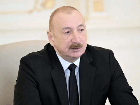İlham Əliyev Sinqapur prezidentini təbrik etdi