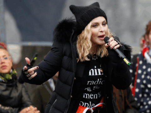 Madonna etirazçılara səsləndi: Dualarım sizinlədir…