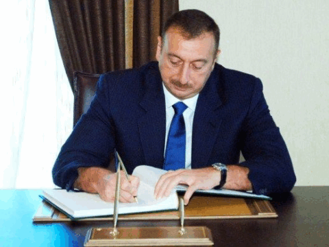 Prezident təsdiqlədi: onların hərbi xidmət müddəti azaldıldı