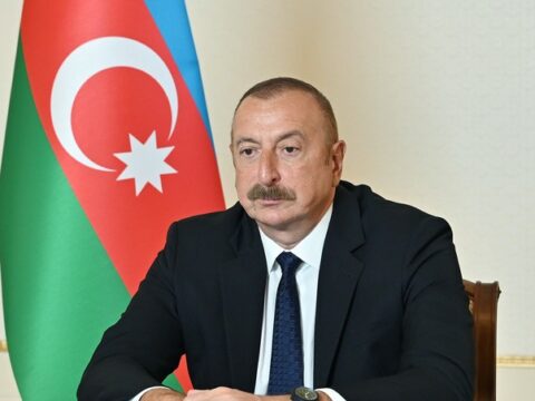 İlham Əliyev Pakistan Prezidentinə başsağlığı verib