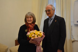 Polad Bülbüloğlu Kanadanın Rusiyadakı səfiri ilə regiondakı vəziyyəti müzakirə edib Polad Bülbüloğlu Kanadanın Rusiyadakı səfiri ilə regiondakı vəziyyəti müzakirə edib