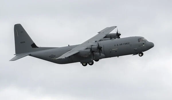 Ermənistan üzərindən Bakıya uçan hərbi təyyarə…