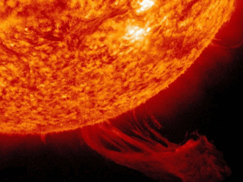 Şiddətli geomaqnit qasırğası gözlənilir