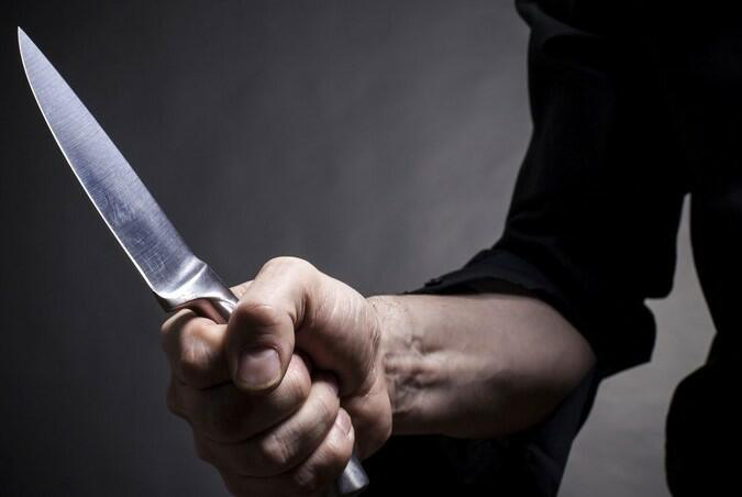 Bakıda ər və arvadı bıçaqlandı: 18 yaşlı oğulları saxlanıldı