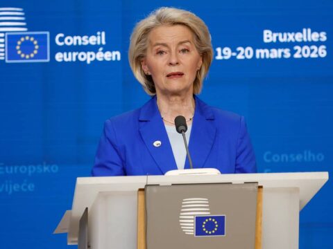 Aİ bu halda Hörmüz boğazına missiya yerləşdirə bilər – AK prezidenti