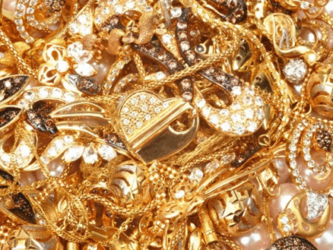 Bakıda mağazadan 100 minlik qızıl oğurlandı