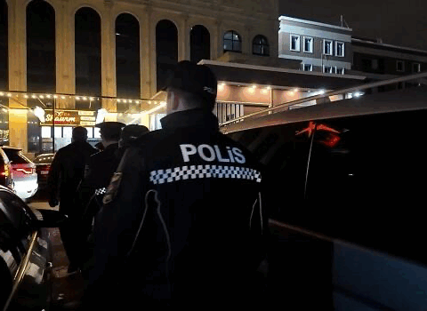 Bakıda SSRİ bayrağı qaldıranlar həbs olundu