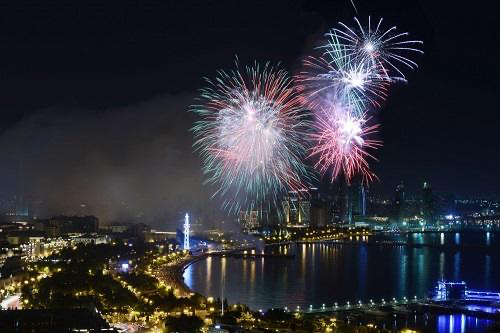 Sabah atəşfəşanlıq olacaq