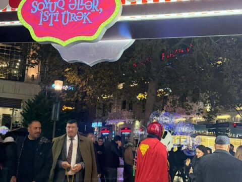 Bakıda “Soyuq əllər, isti ürək” davam edir – Fotolar