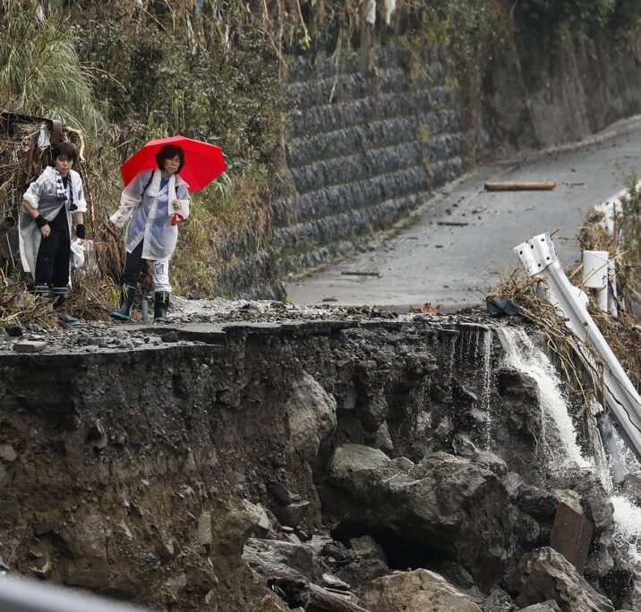 İndoneziyada daşqınlar nəticəsində ölənlərin sayı 850-yə yaxınlaşıb