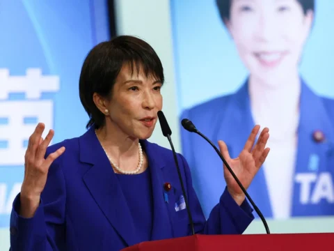 Yaponiyanın baş naziri  Maduronun tutulmasını tənqid etməkdən çəkinib