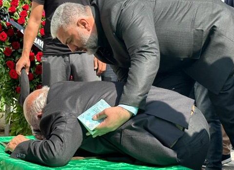 Rusiyada amansızlıqla öldürülən qardaşlar dəfn edildi – Foto