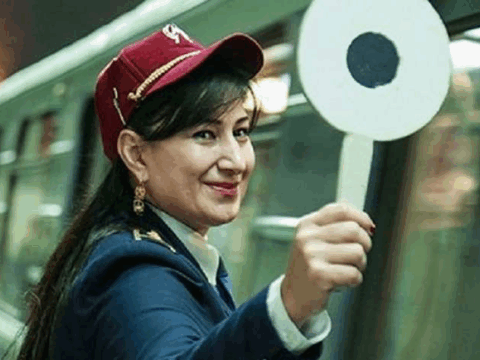 Bakı metrosunda körpə doğuldu
