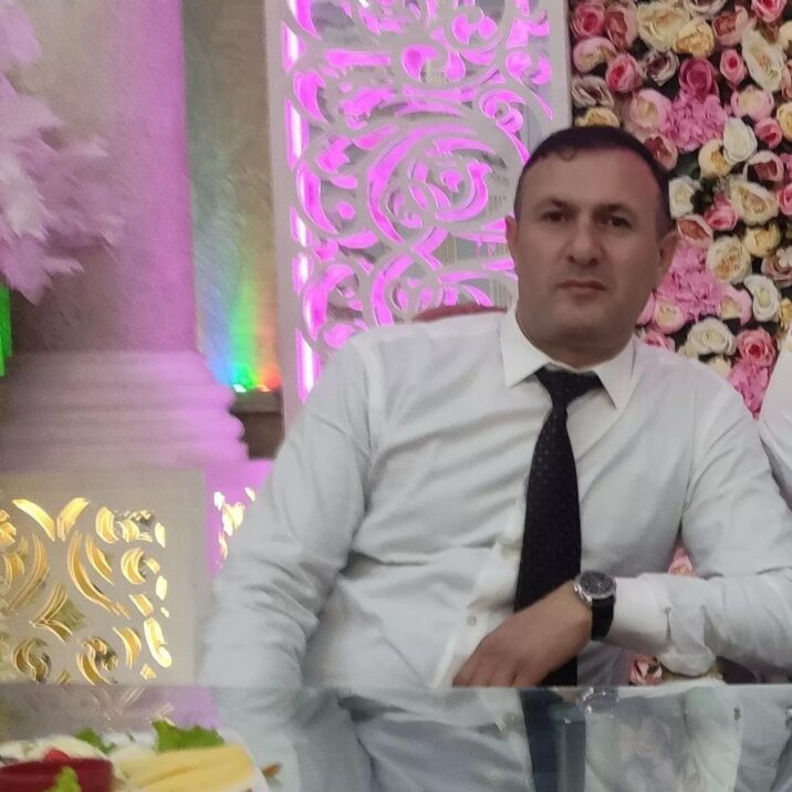 Azərbaycan məmuru ilə jurnalisti arasında elə də çox fərq qalmayıb… Azərbaycan məmuru ilə jurnalisti arasında elə də çox fərq qalmayıb…