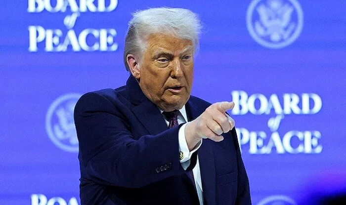 Bu yazıq, axmaq M.C-dən çoxlu pul tələb edəcəm!