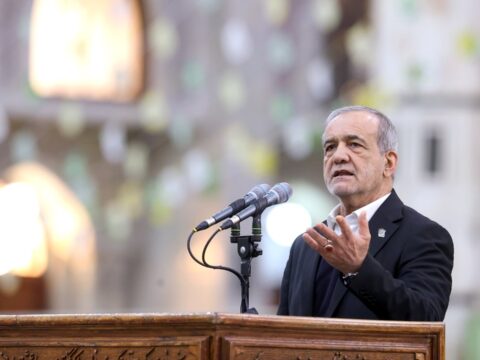 Pezeşkian: İranı parçalamaq istəyirlər