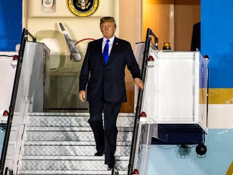 Tramp bu tarixdə Çinə səfər edəcək Tramp bu tarixdə Çinə səfər edəcək