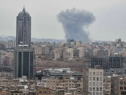İsrail Tehran aeroportunun müdafiə sistemlərini vurdu
