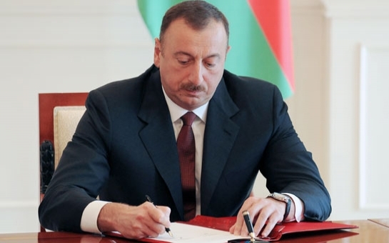 İlham Əliyev fərman imzaladı İlham Əliyev fərman imzaladı
