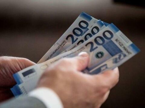 Maaş artımı ilə bağlı müəmmalı məqamlar: Kişilər çox alır, yoxsa qadınlar?