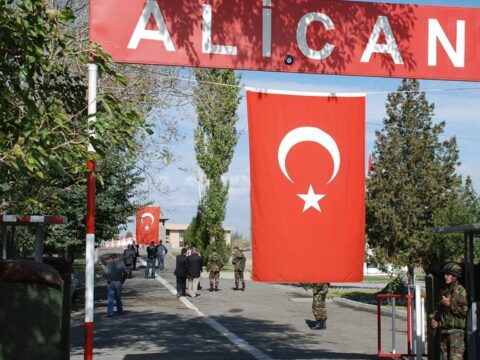 Türkiyə ilə Ermənistan ilk dəfə heyətlərarası görüşəcək