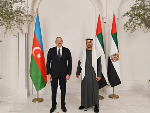 İlham Əliyev BƏƏ prezidentini Füzulidə qarşıladı