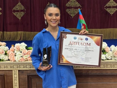 Oksana Qazaxıstanda mükafat aldı – Fotolar